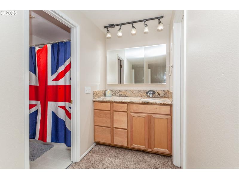 En Suite Bathroom