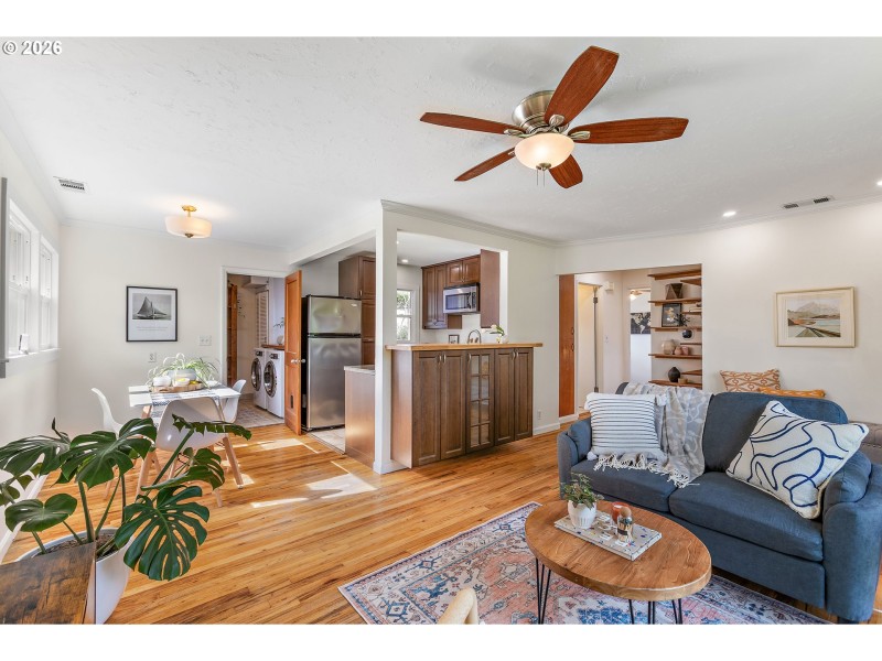 Living Room/Dining Room