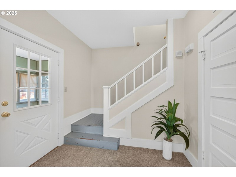 Entrance/Foyer