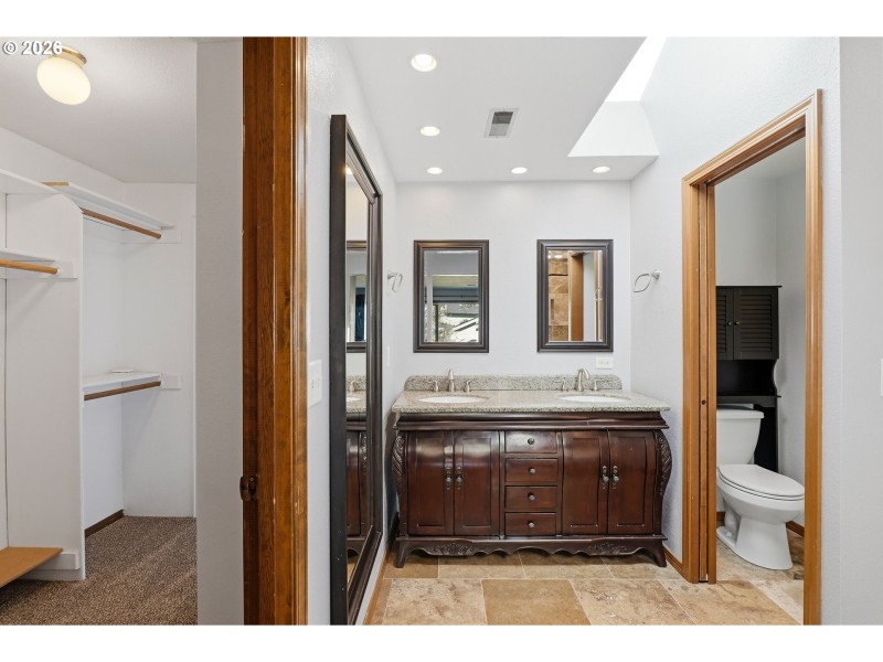 Owner's Suite Bathroom