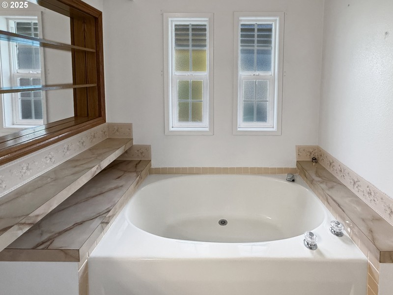 Bathroom, Attached