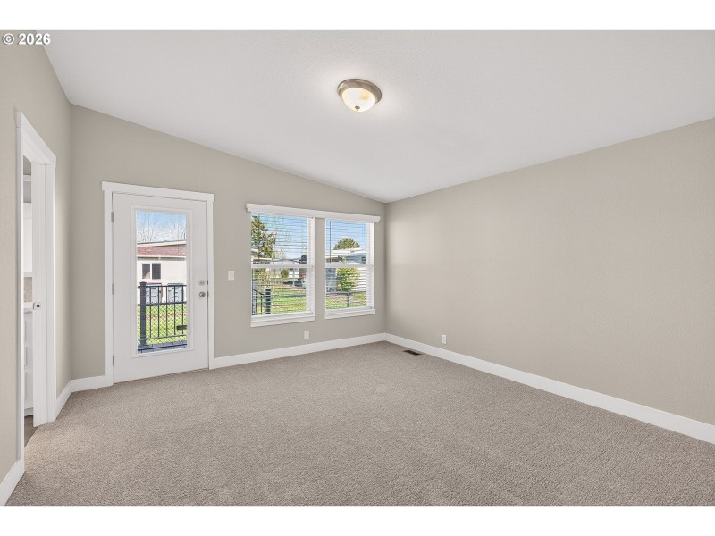 Bedroom, Primary