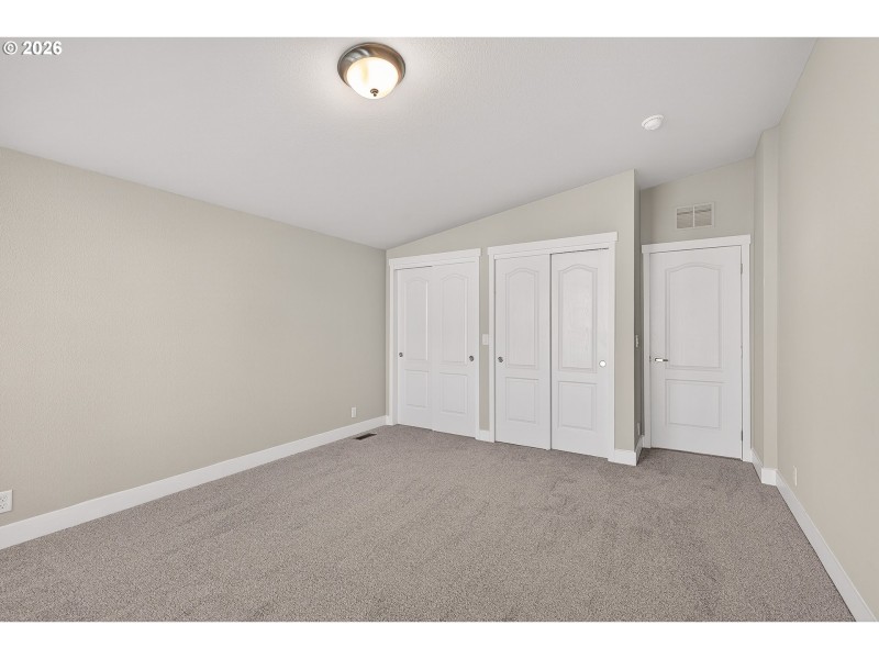 Bedroom, Primary