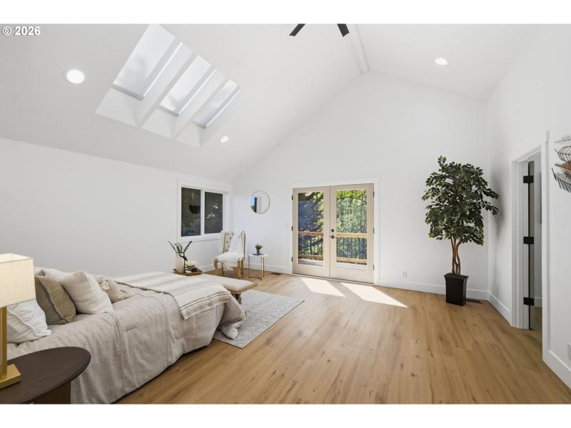 Bedroom, Owner's Suite