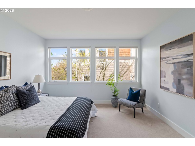 Bedroom, Primary