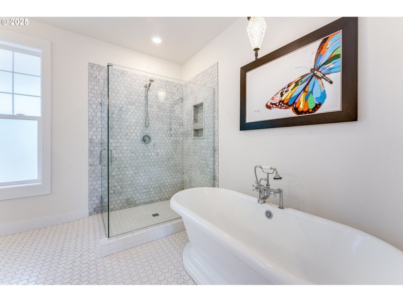 Owner's Suite Bathroom