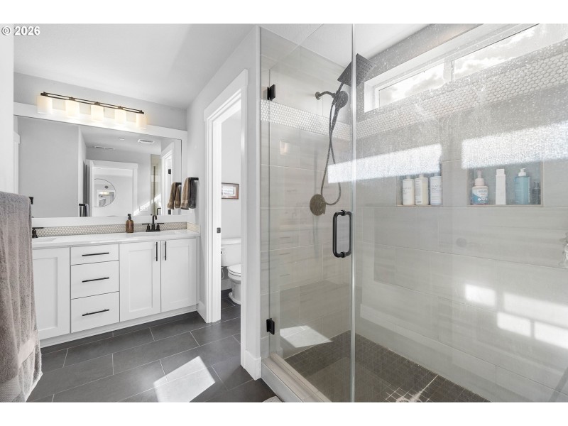 Bathroom, Attached