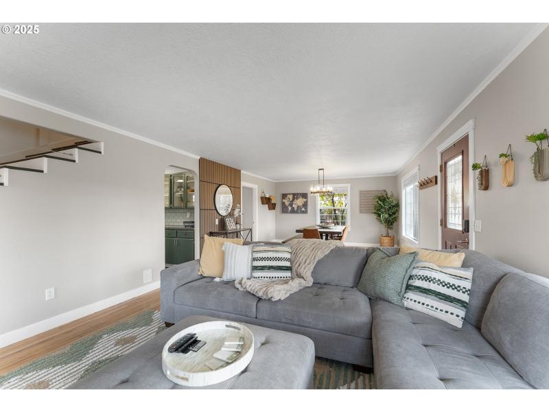 Living Room/Dining Room