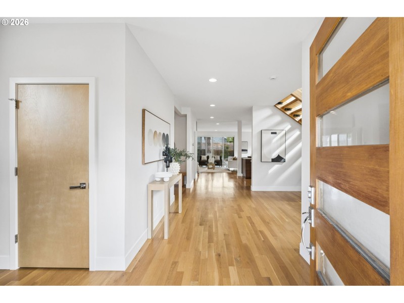Entrance/Foyer