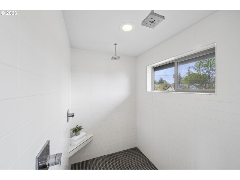 Owner's Suite Bathroom