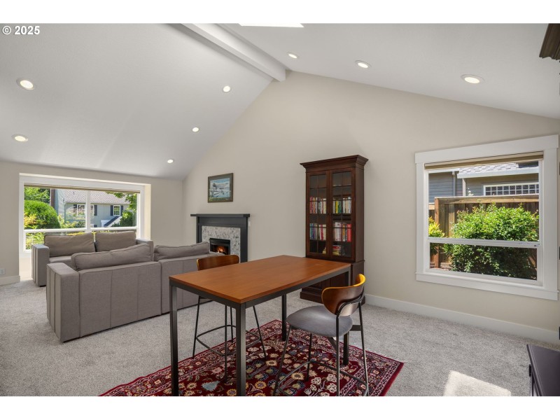 Living Room/Dining Room