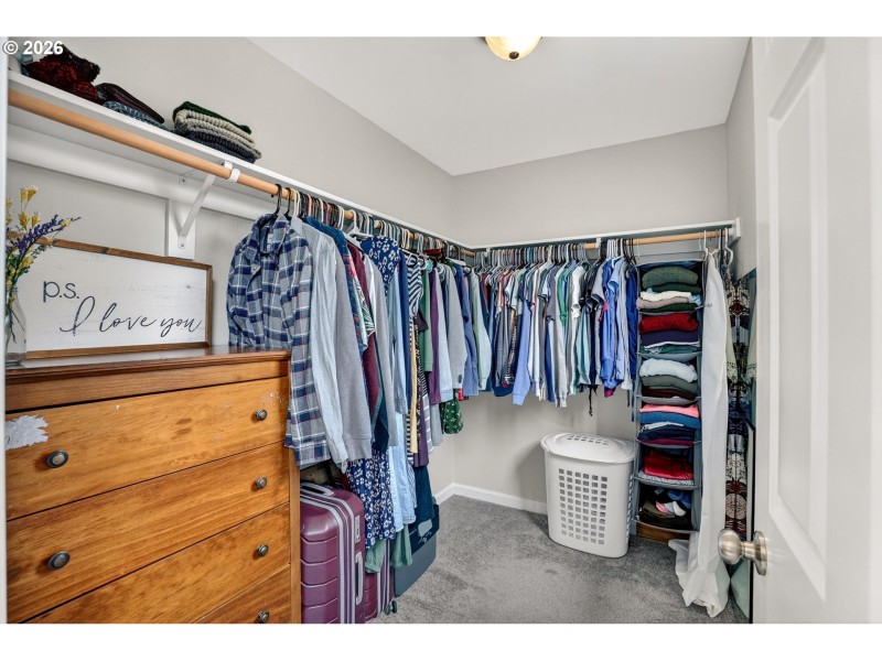 Bedroom, Primary