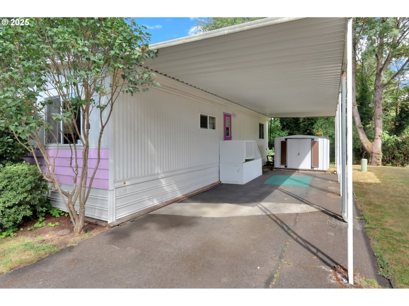 Carport