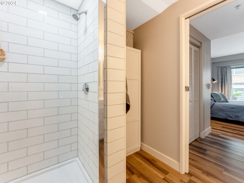 Bathroom, Attached
