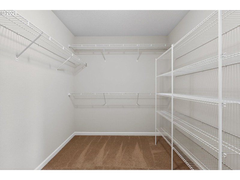 Bedroom, Primary