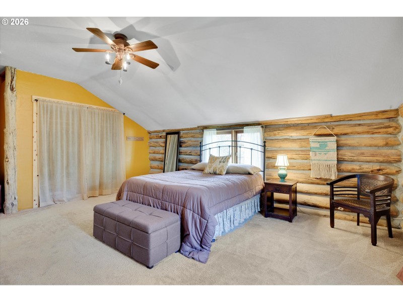 Bedroom, Primary