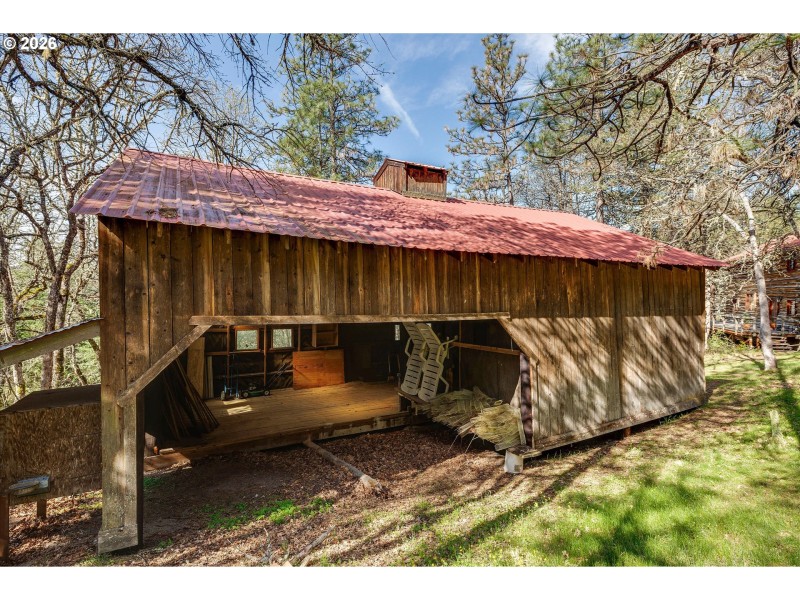 Barn