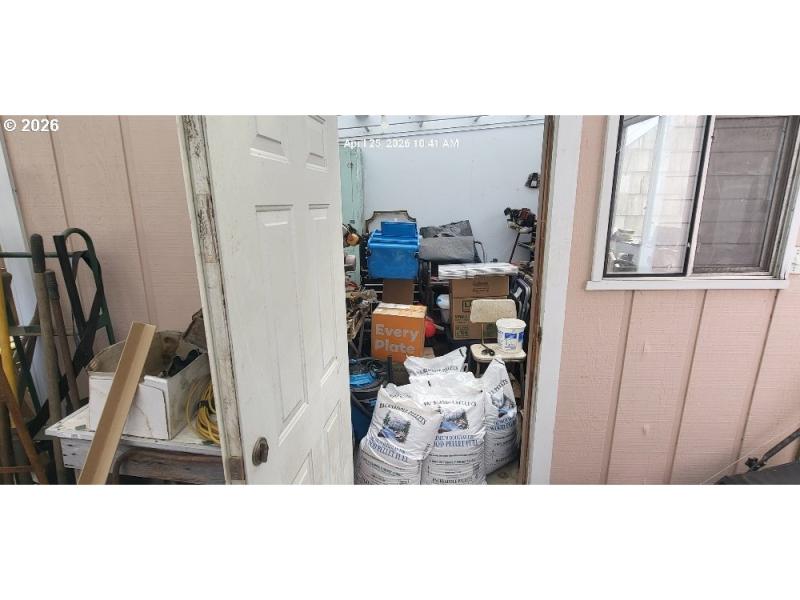 Shed