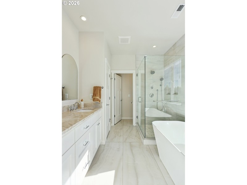 Bathroom, Attached