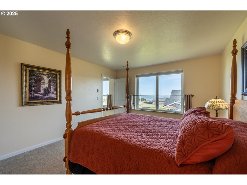 Bedroom, Owner's Suite