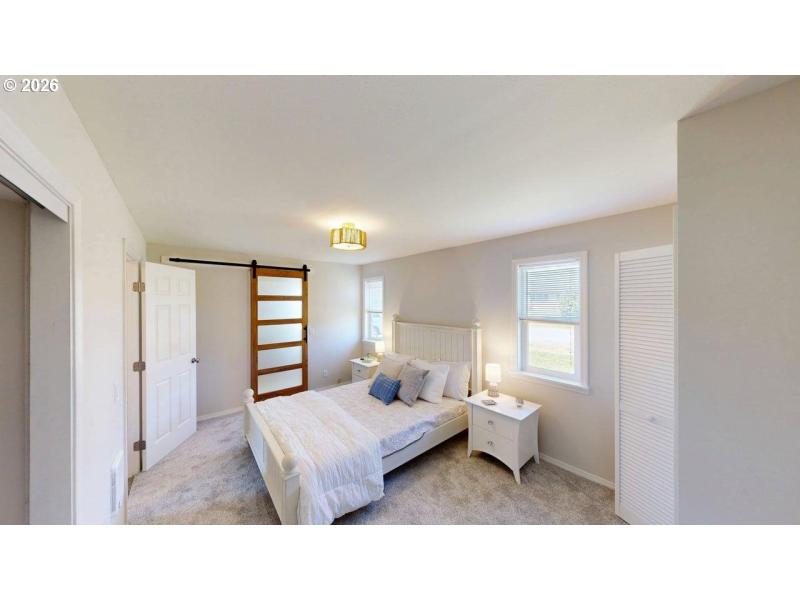 Bedroom, Primary