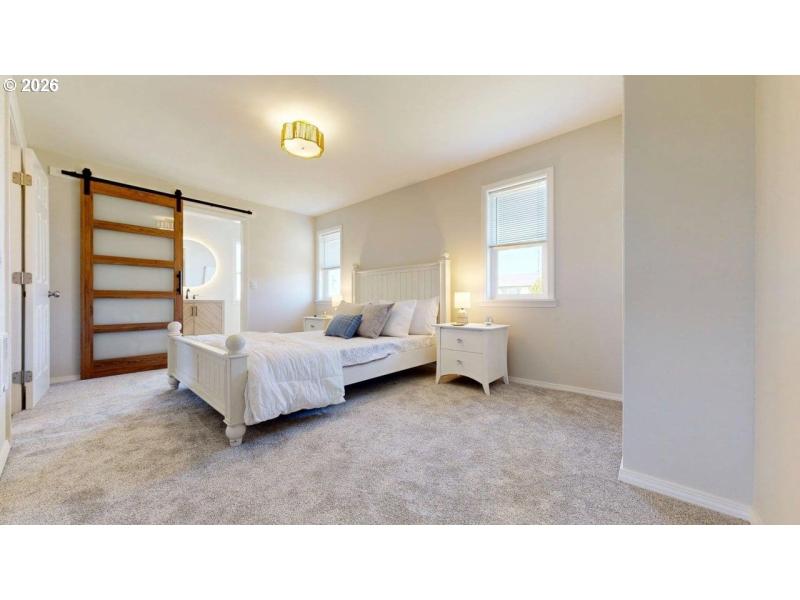 Bedroom, Primary