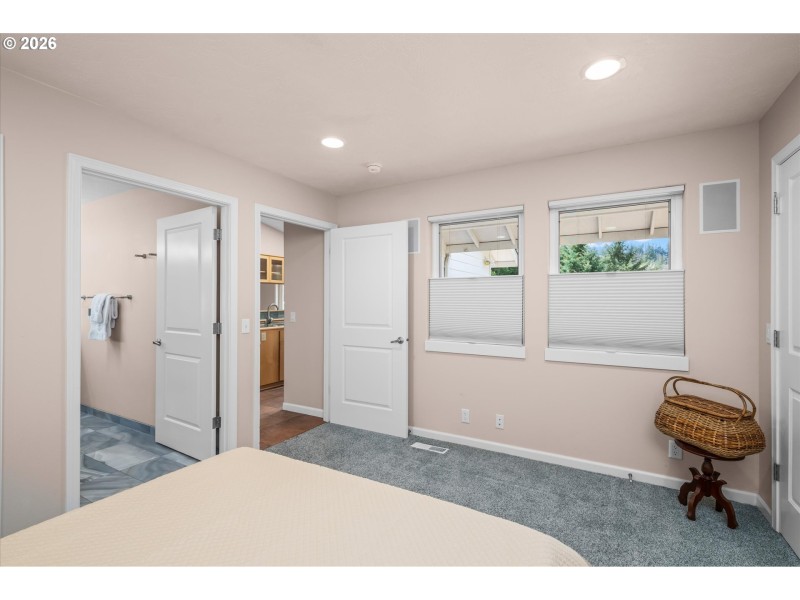 Bedroom, Owner's Suite