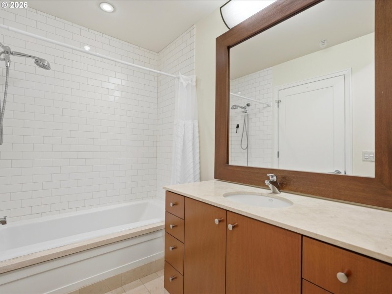 Bathroom, Attached