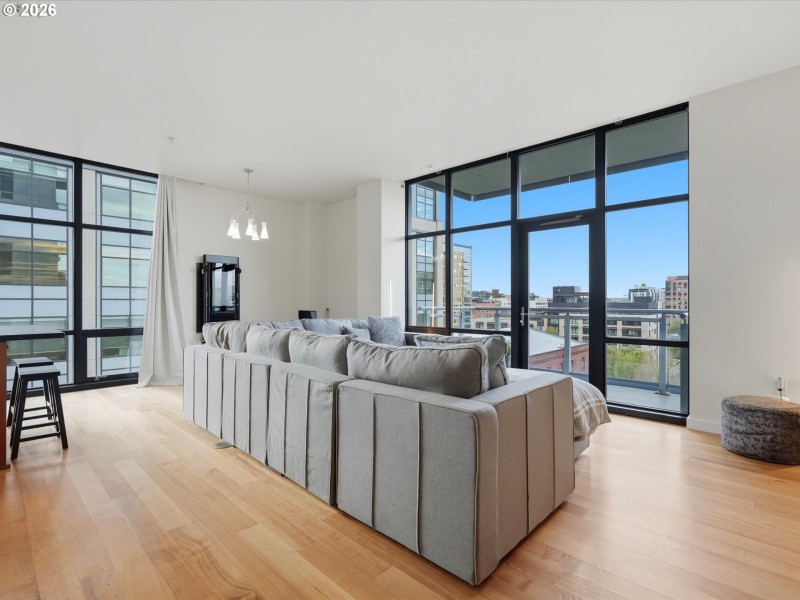 Living Room/Dining Room