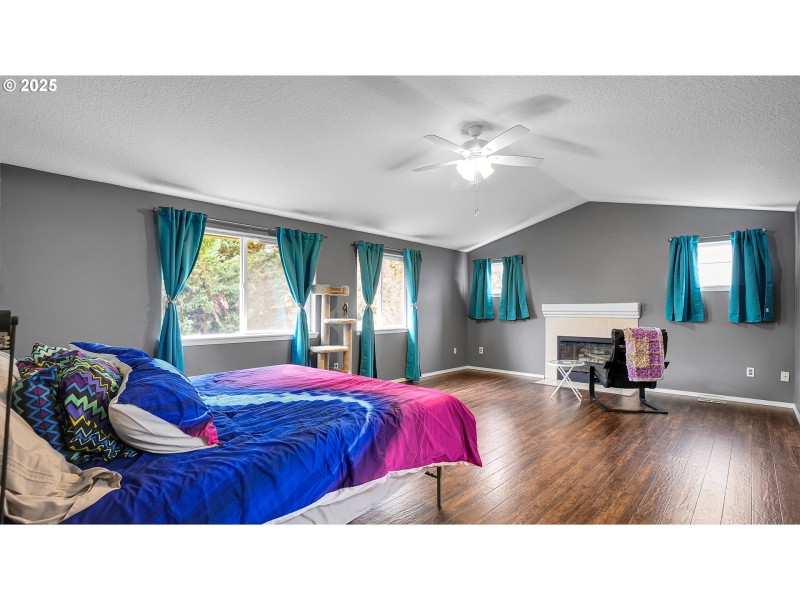 Bedroom, Owner's Suite