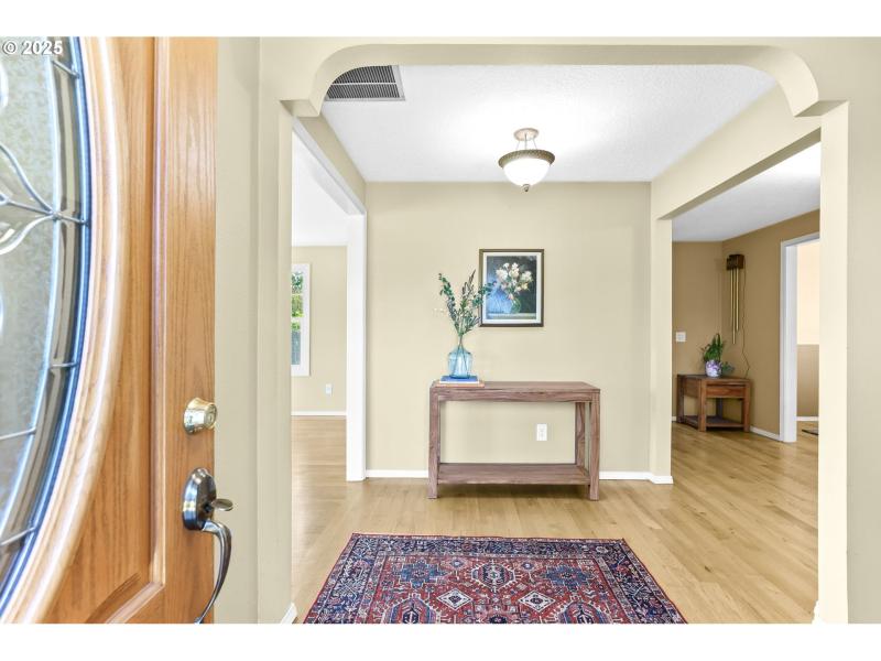 Entrance/Foyer