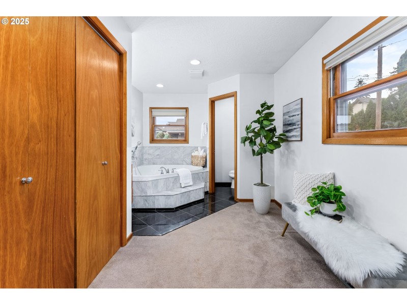 Owner's Suite Bathroom