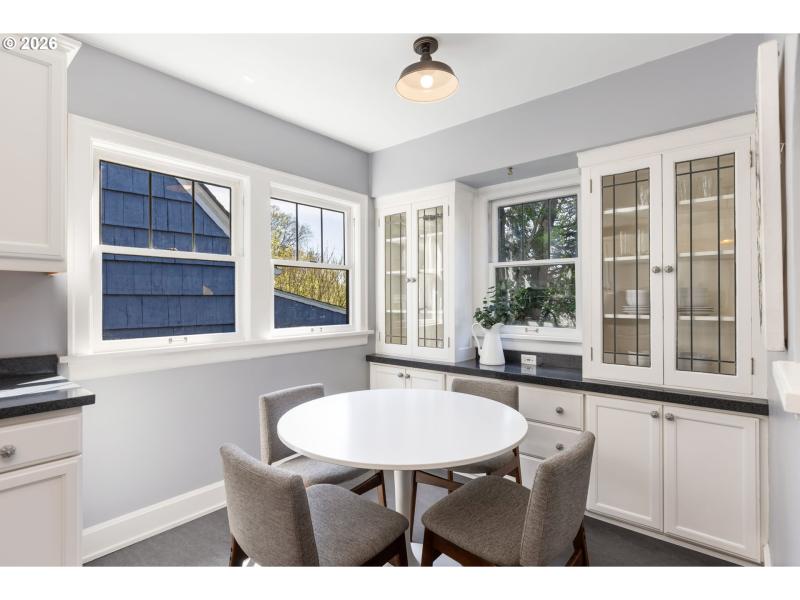 Kitchen/Nook