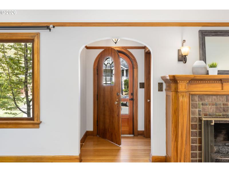 Entrance/Foyer