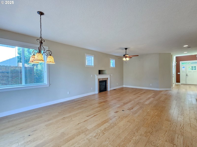 Living Room/Dining Room