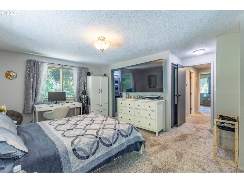 Owner's Suite Bedroom