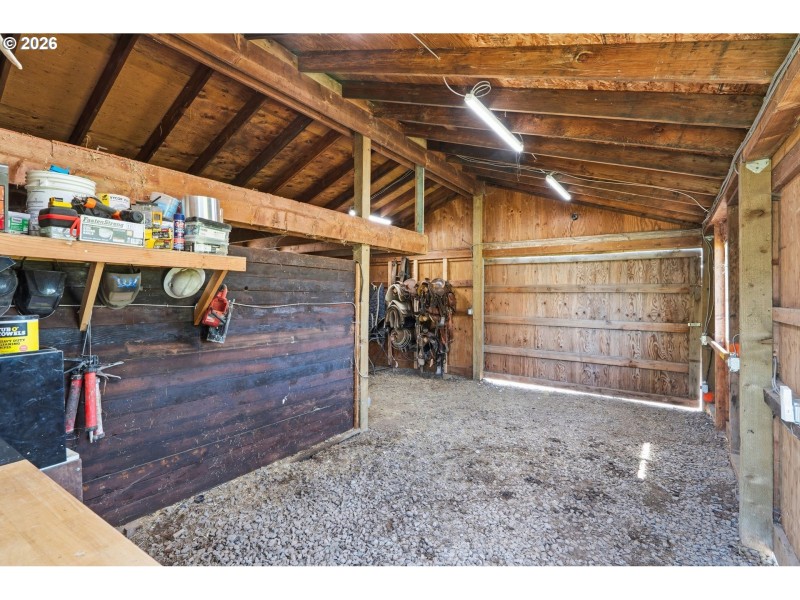 Barn