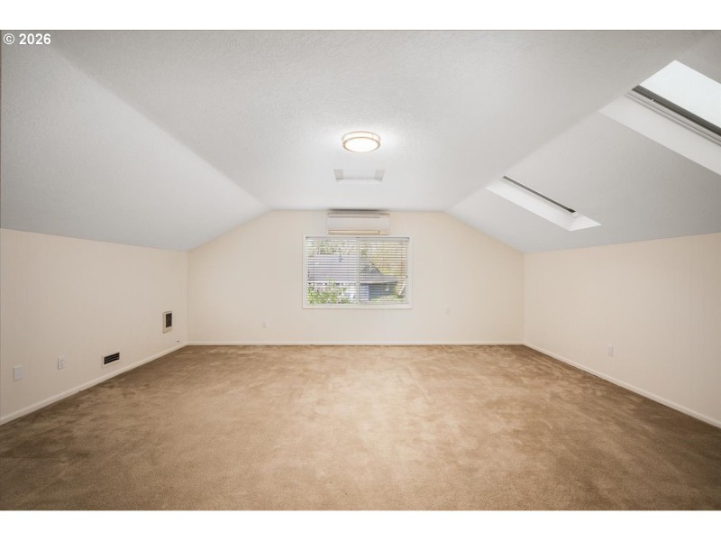 Bonus Room