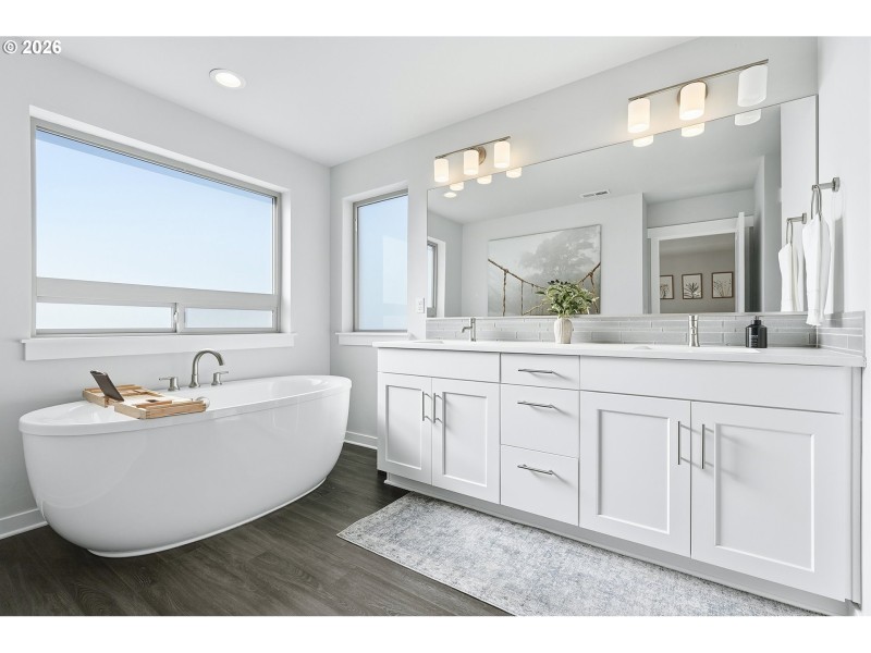 Bathroom, Attached