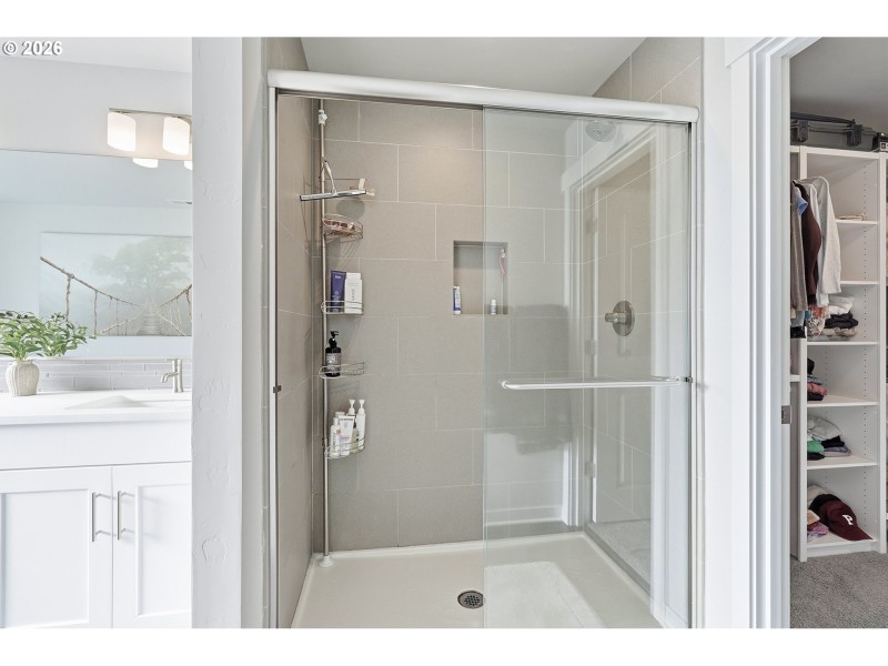Bathroom, Attached