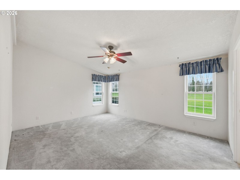 Bedroom, Primary