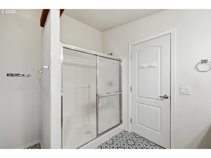 Bathroom, Attached