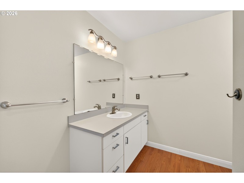 Owner's Suite Bathroom