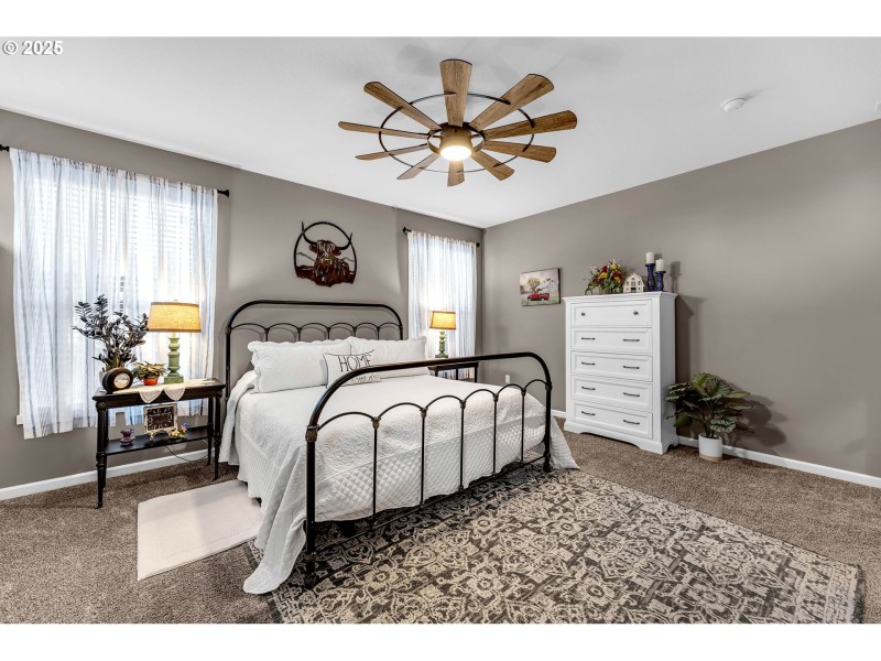 Bedroom, Owner's Suite