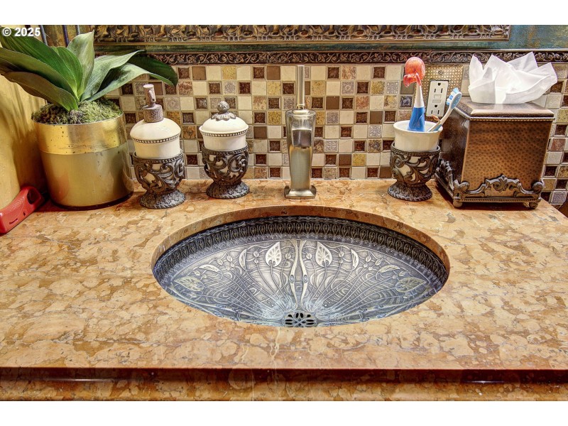 Owner's Suite Bathroom