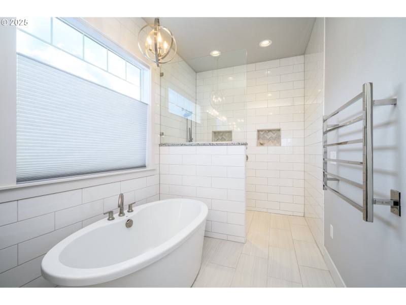 Owner's Suite Bathroom