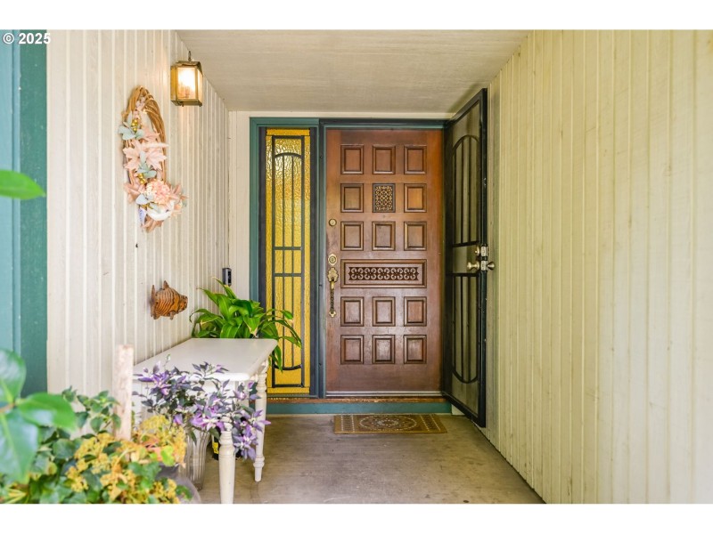 Entrance/Foyer