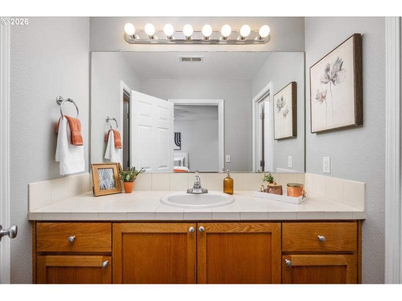 Bathroom, Attached