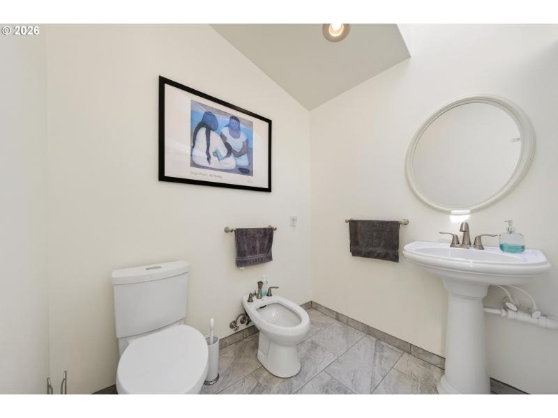 En Suite Bathroom