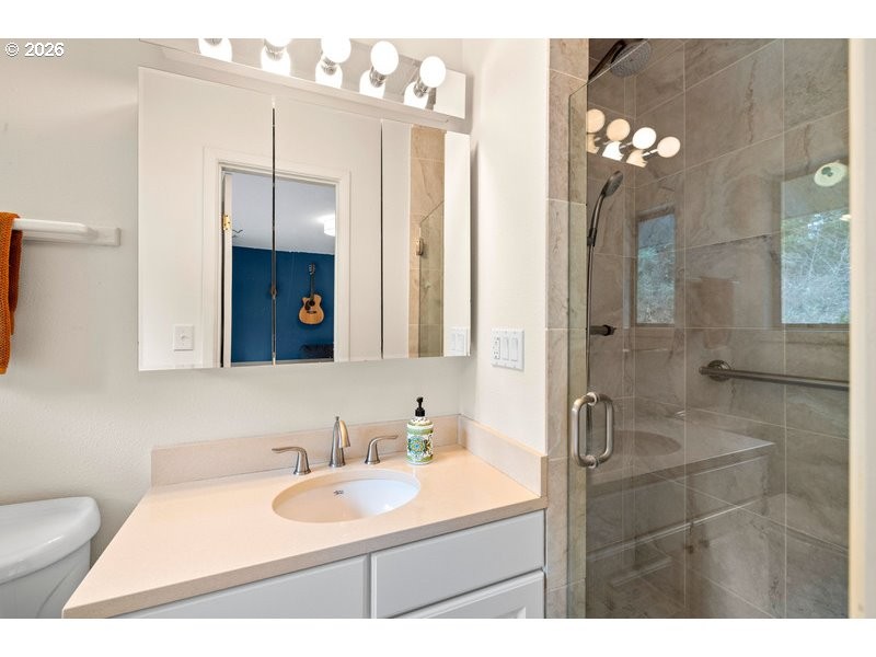 Bathroom, Attached